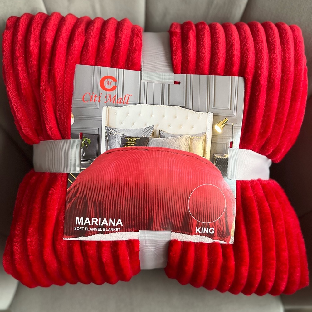 Red Soft Flannel Blanket - King Size brand new plush ribbed bedroom duvet cover